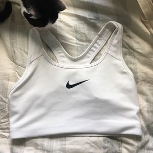 Brand New White Nike Swoosh Sports Bra Size M